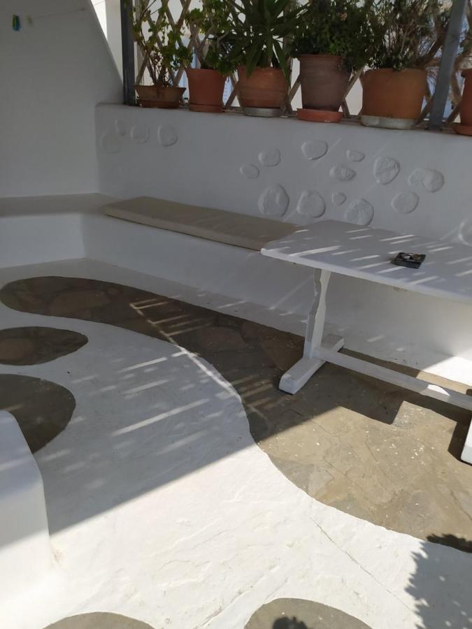 Lillies Mykonos Sea View Studios Tourlos Bagian luar foto