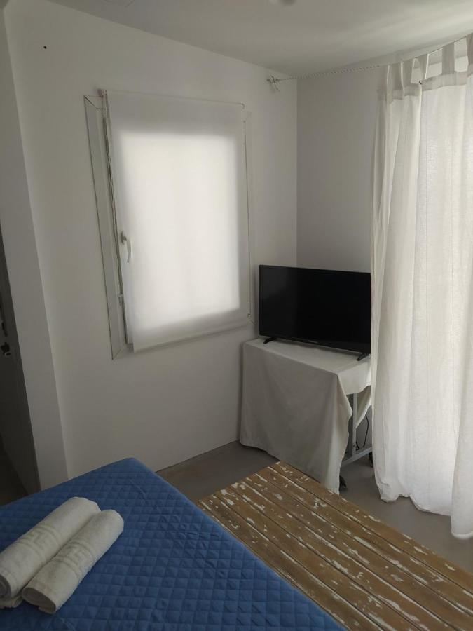 Lillies Mykonos Sea View Studios Tourlos Bagian luar foto